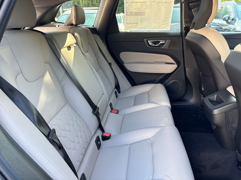 2026 Volvo XC60 B5 Core