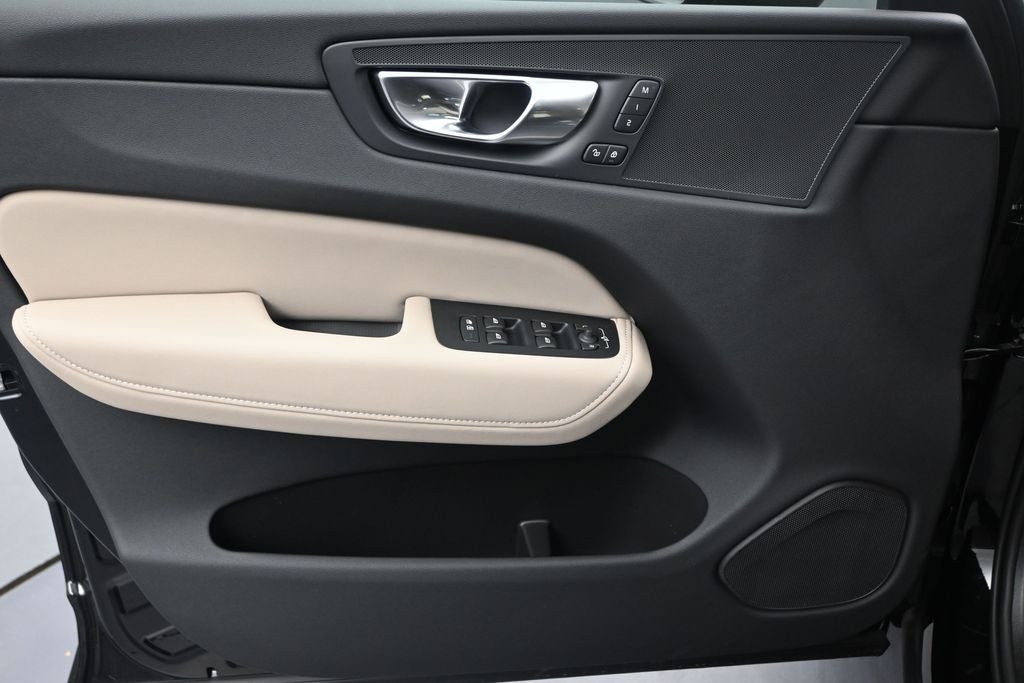 2026 Volvo XC60 B5 Core
