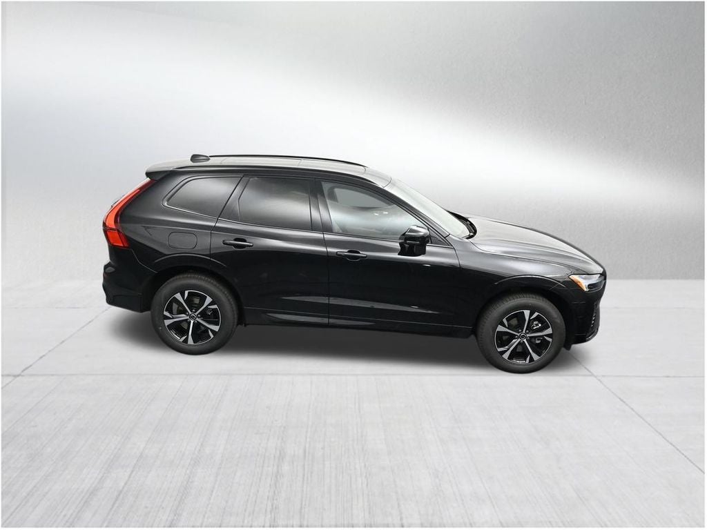2026 Volvo XC60 B5 Core