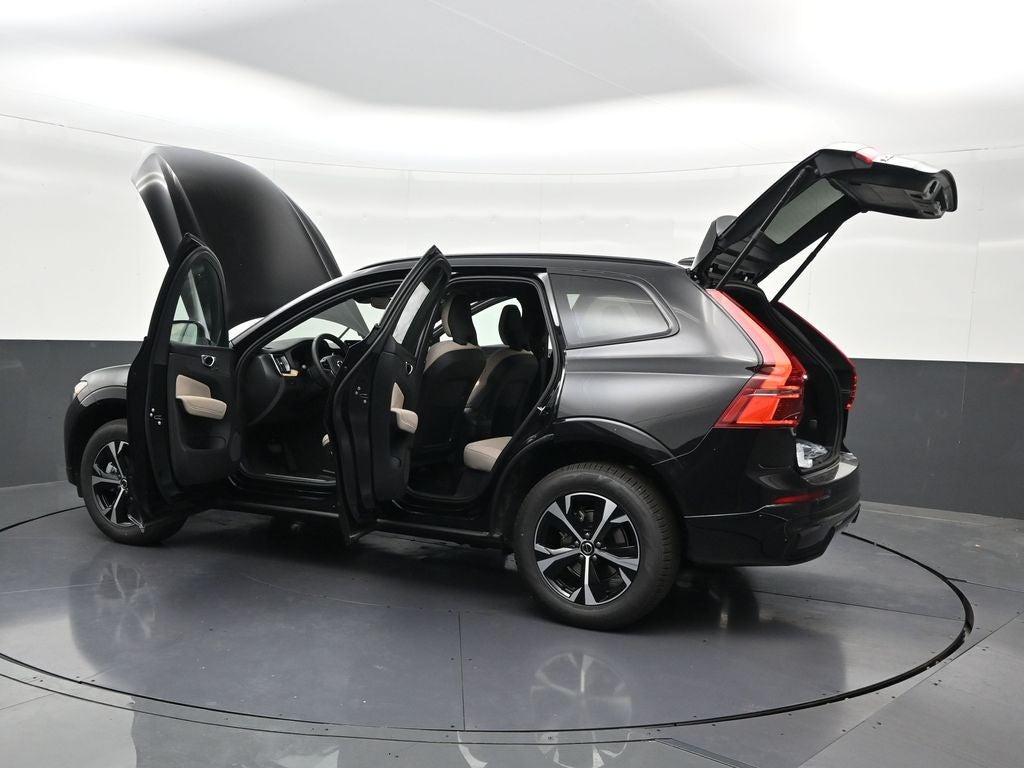 2026 Volvo XC60 B5 Core