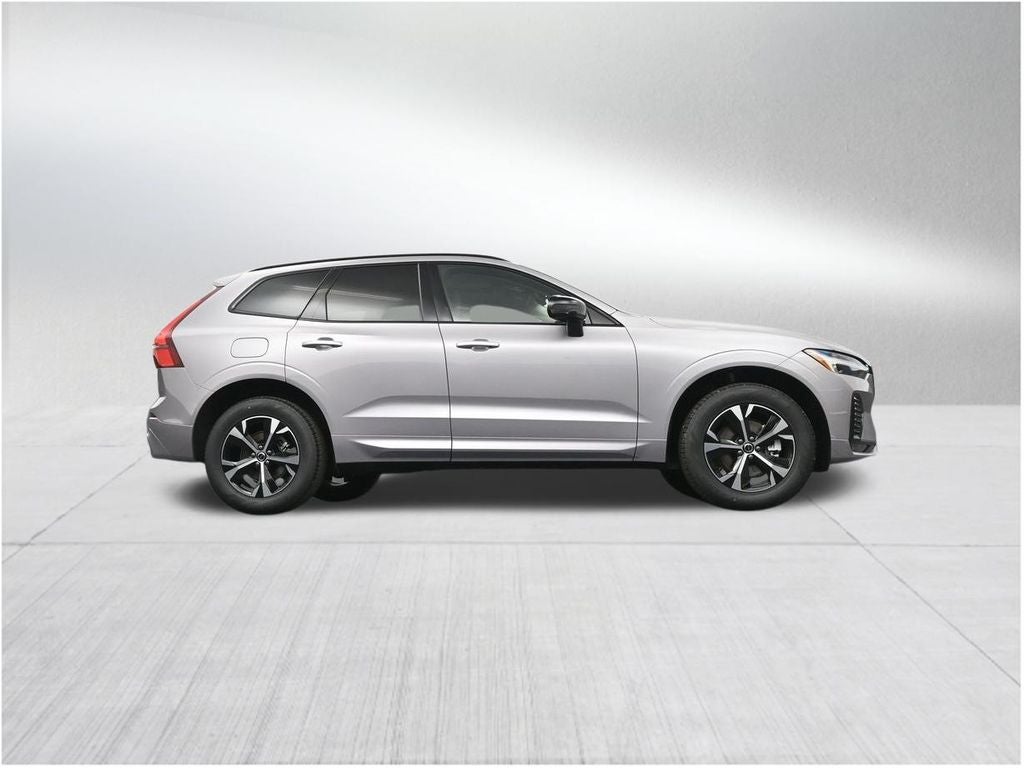2026 Volvo XC60 B5 Core