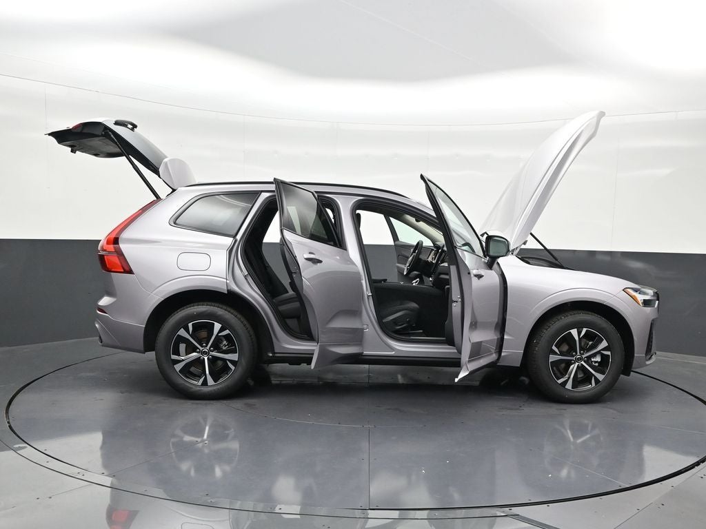2026 Volvo XC60 B5 Core