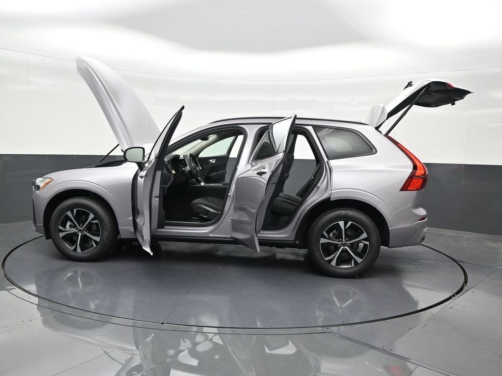 2026 Volvo XC60 B5 Core