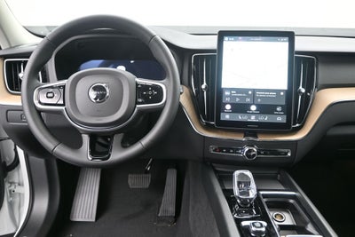 2026 Volvo XC60 B5 Core