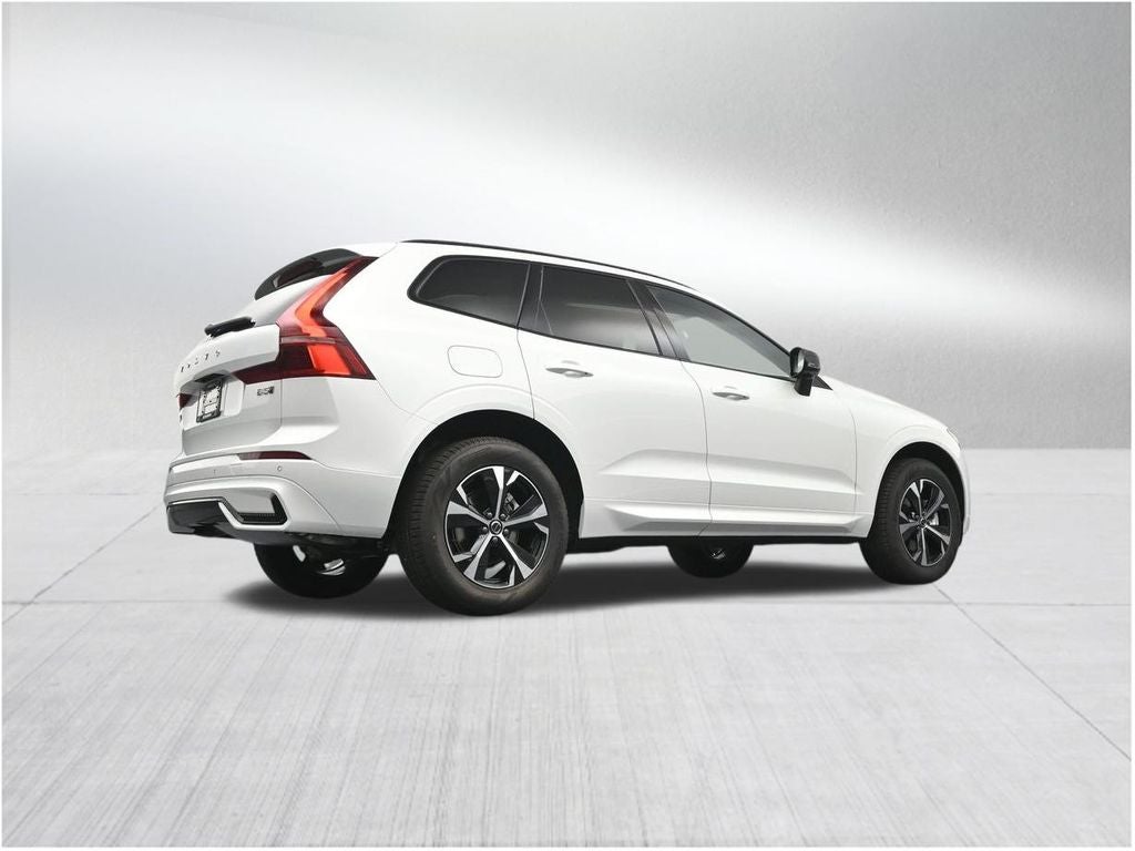 2026 Volvo XC60 B5 Core