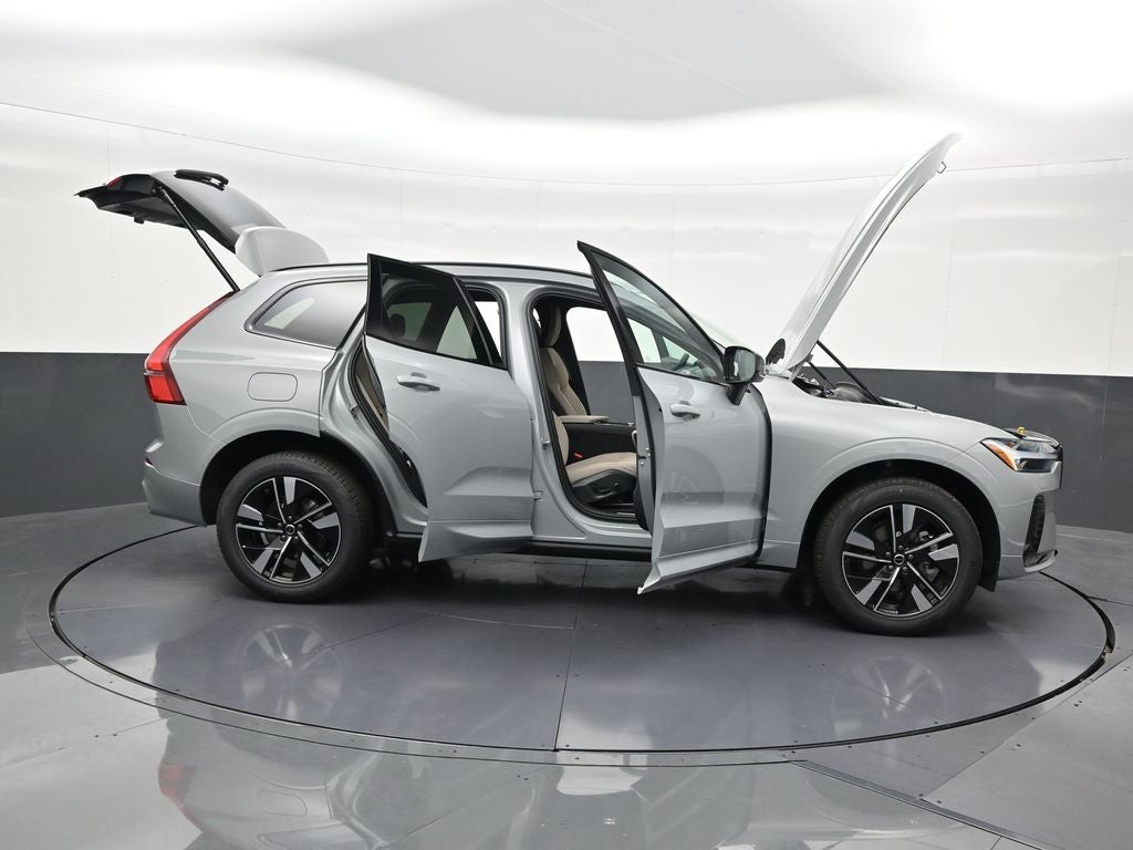 2026 Volvo XC60 B5 Core