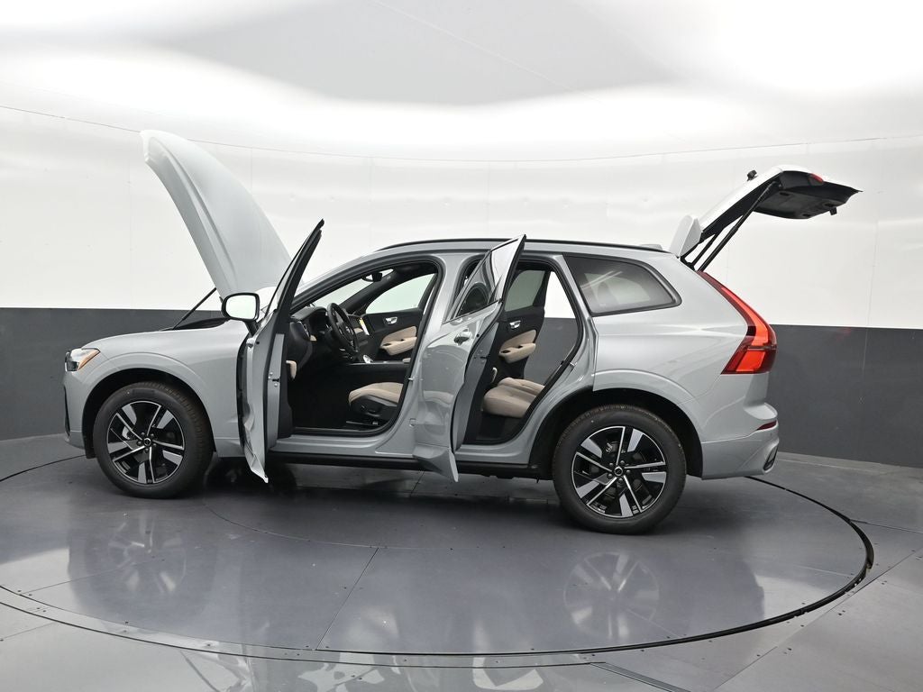 2026 Volvo XC60 B5 Core