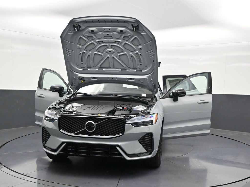2026 Volvo XC60 B5 Core