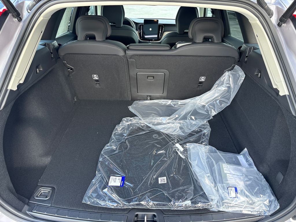 2026 Volvo XC60 B5 Core