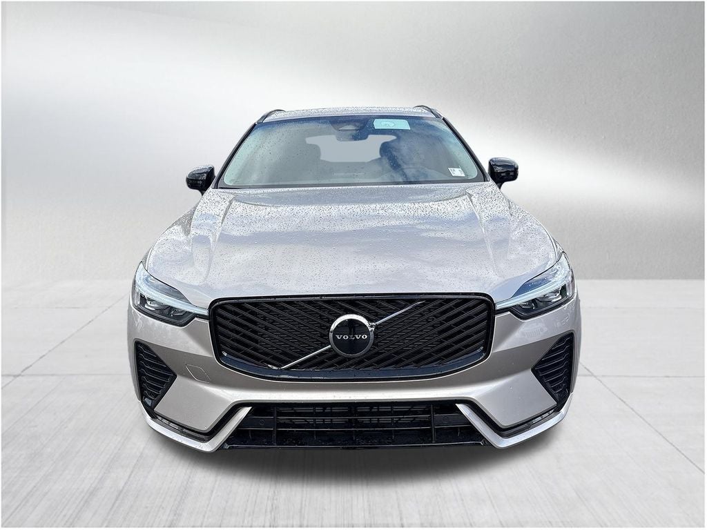 2026 Volvo XC60 B5 Core
