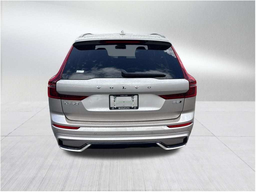 2026 Volvo XC60 B5 Core