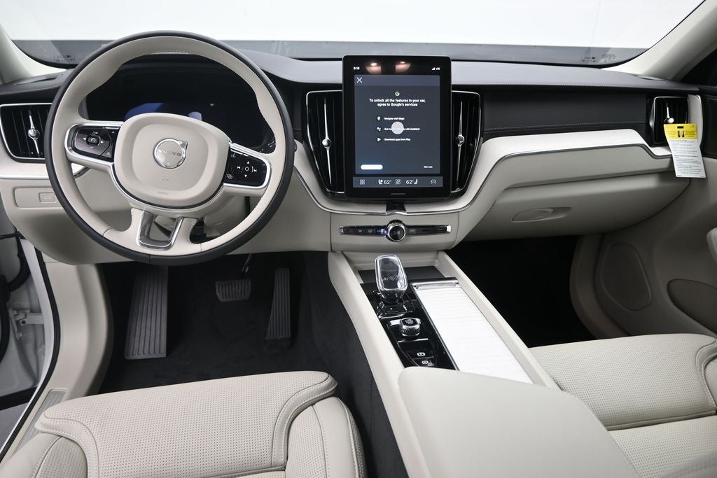 2026 Volvo XC60 B5 Ultra