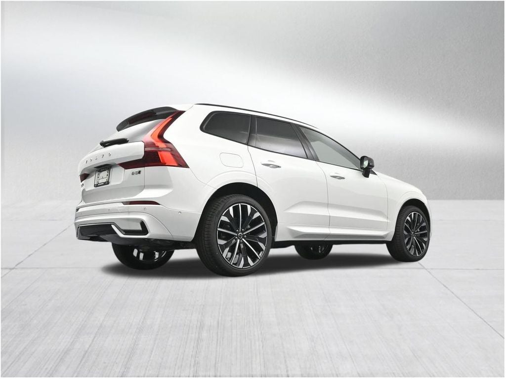 2026 Volvo XC60 B5 Ultra