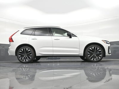 2026 Volvo XC60 B5 Ultra