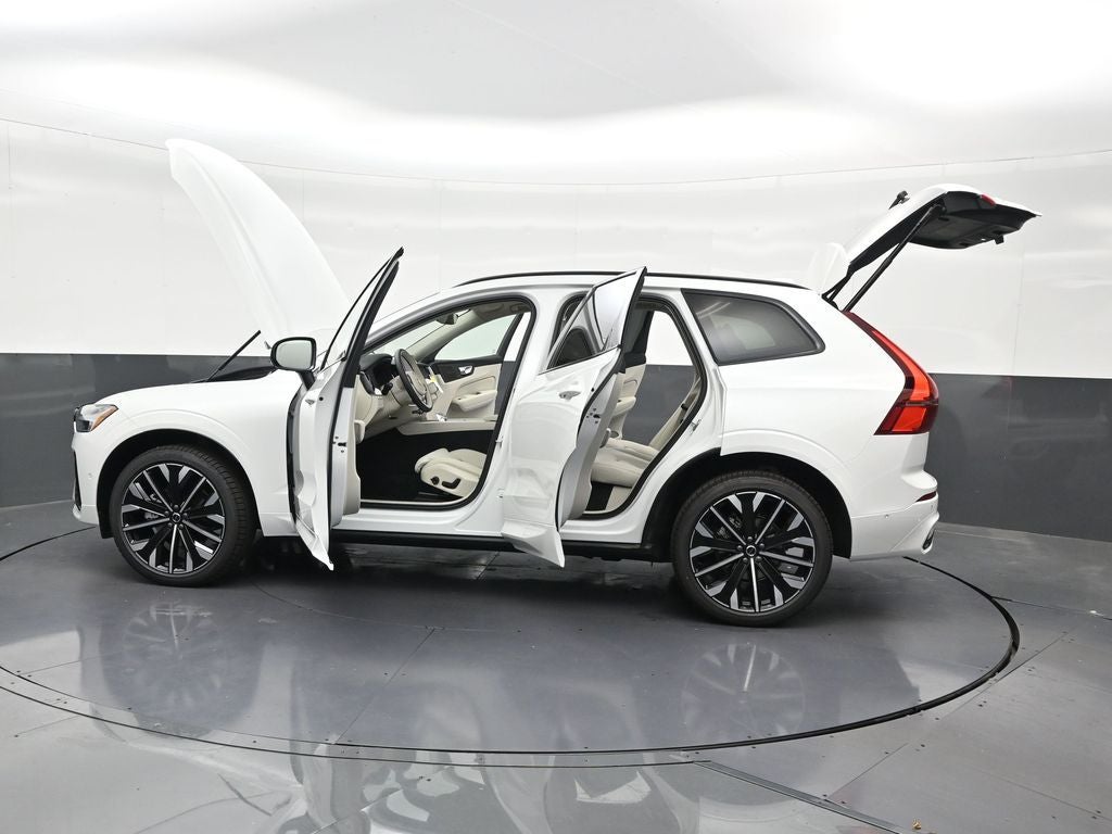 2026 Volvo XC60 B5 Ultra