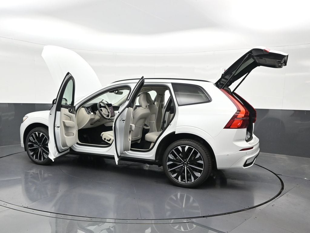 2026 Volvo XC60 B5 Ultra