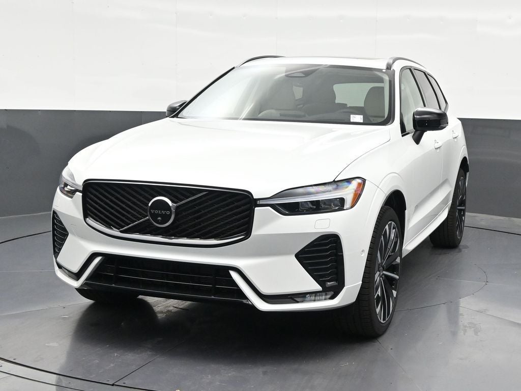 2026 Volvo XC60 B5 Ultra