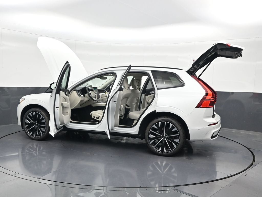 2026 Volvo XC60 B5 Ultra