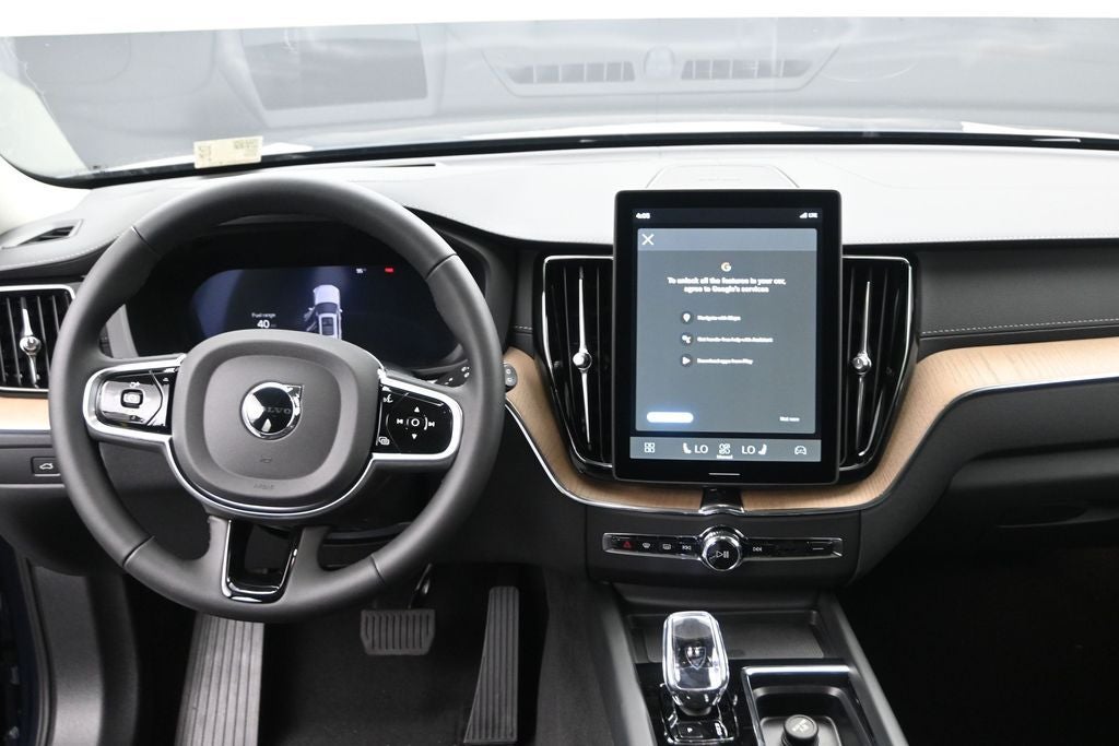 2026 Volvo XC60 B5 Ultra