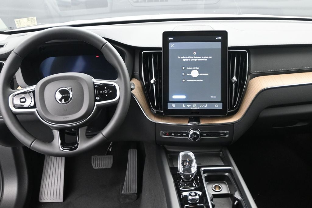 2026 Volvo XC60 B5 Ultra