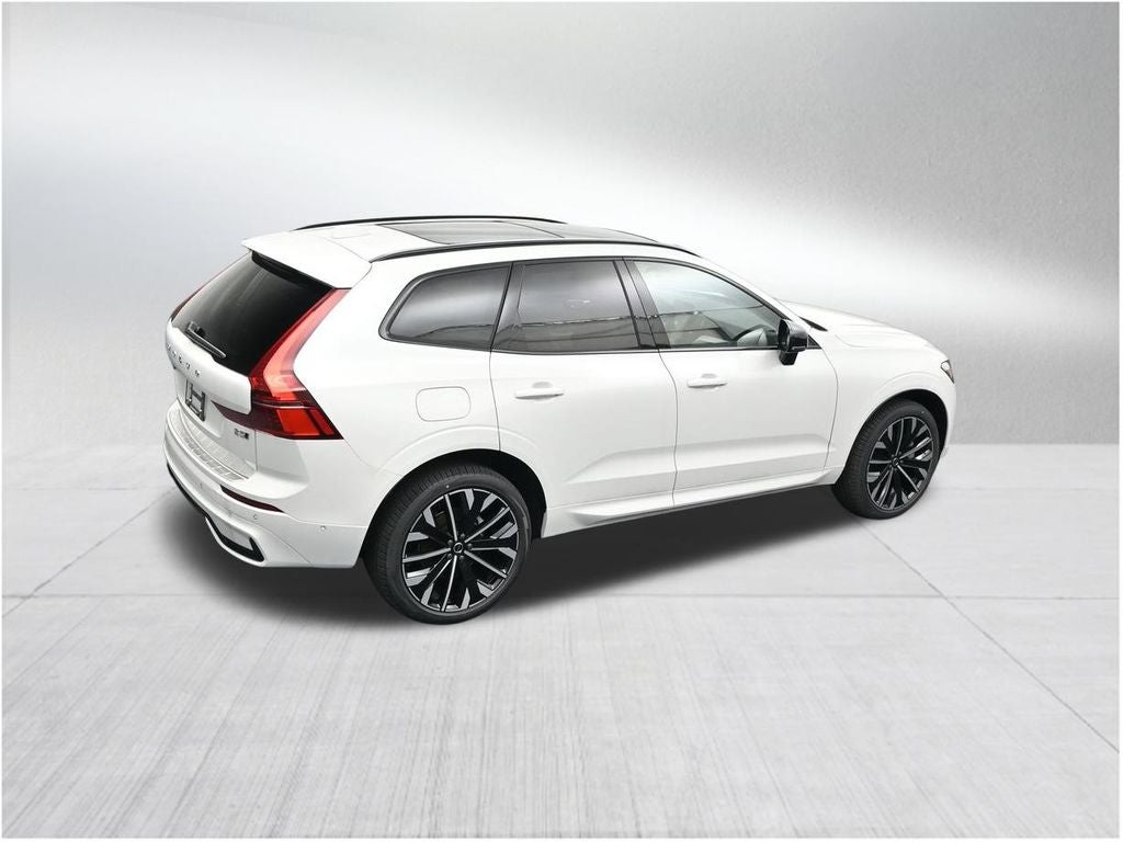 2026 Volvo XC60 B5 Ultra