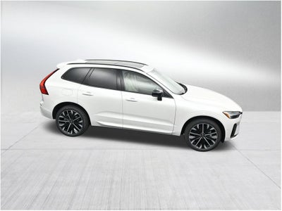 2026 Volvo XC60 B5 Ultra