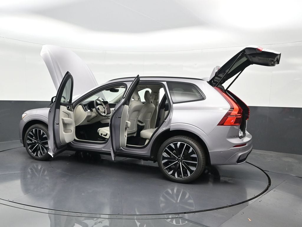 2026 Volvo XC60 B5 Ultra