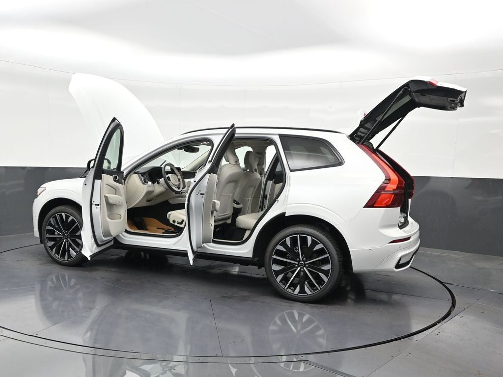 2026 Volvo XC60 B5 Ultra