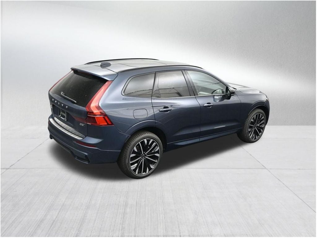 2026 Volvo XC60 B5 Ultra