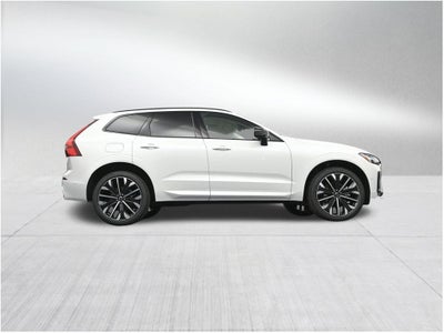 2026 Volvo XC60 B5 Ultra