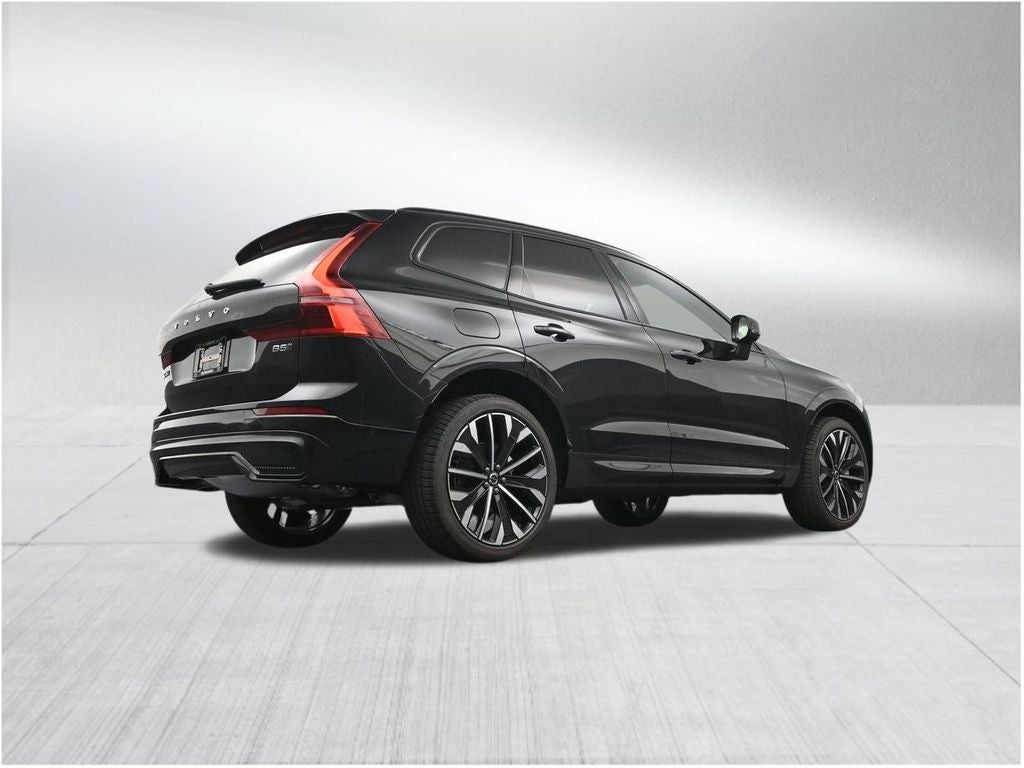 2026 Volvo XC60 B5 Ultra
