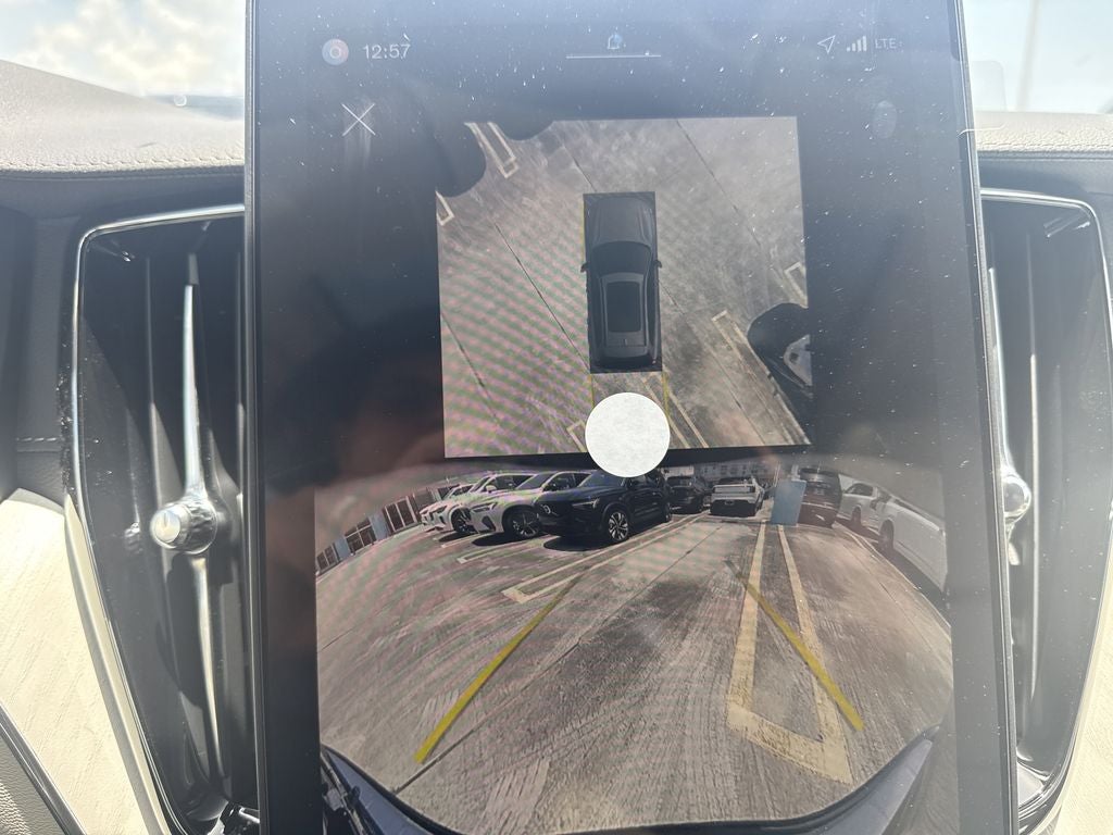 2026 Volvo XC60 B5 Ultra