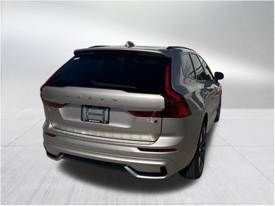 2026 Volvo XC60 B5 Ultra