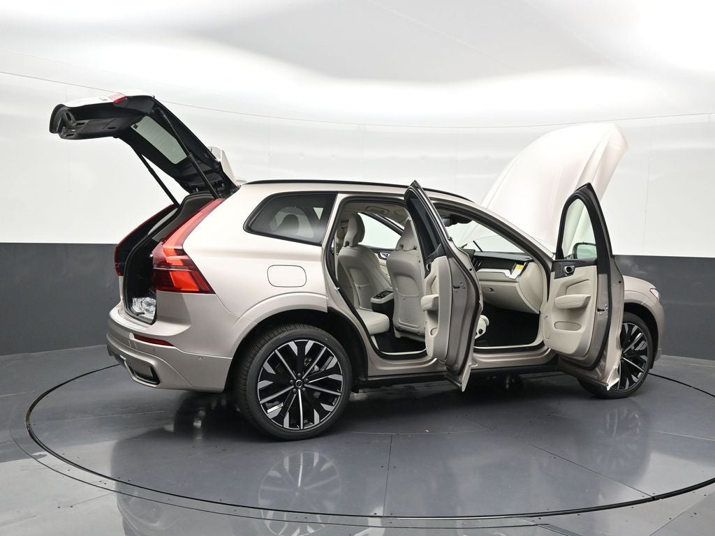2026 Volvo XC60 B5 Ultra