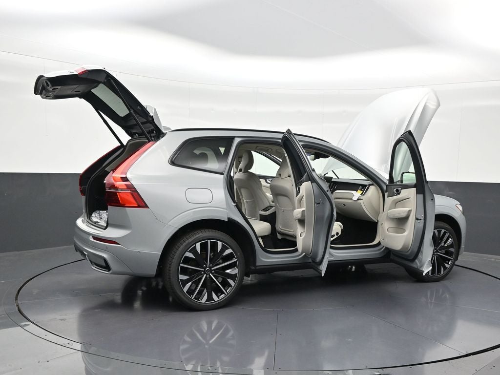 2026 Volvo XC60 B5 Ultra
