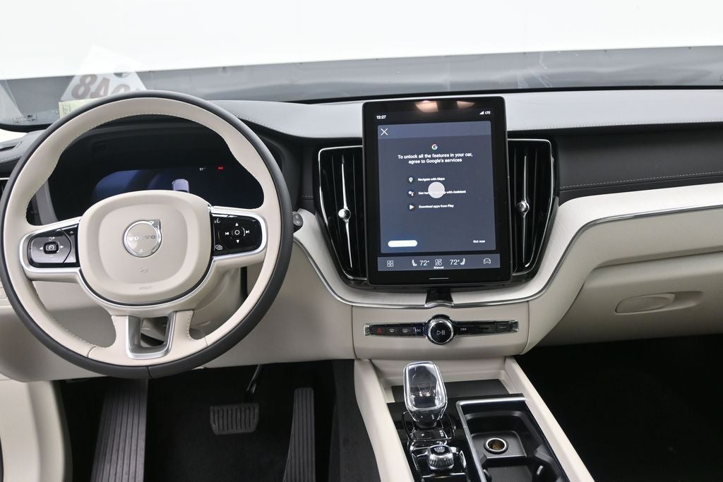 2026 Volvo XC60 B5 Ultra