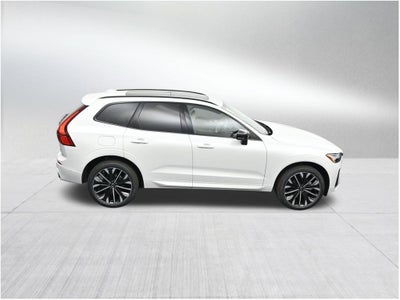 2026 Volvo XC60 B5 Ultra