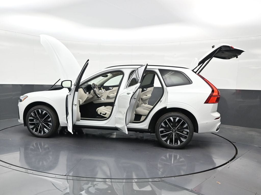 2026 Volvo XC60 B5 Ultra