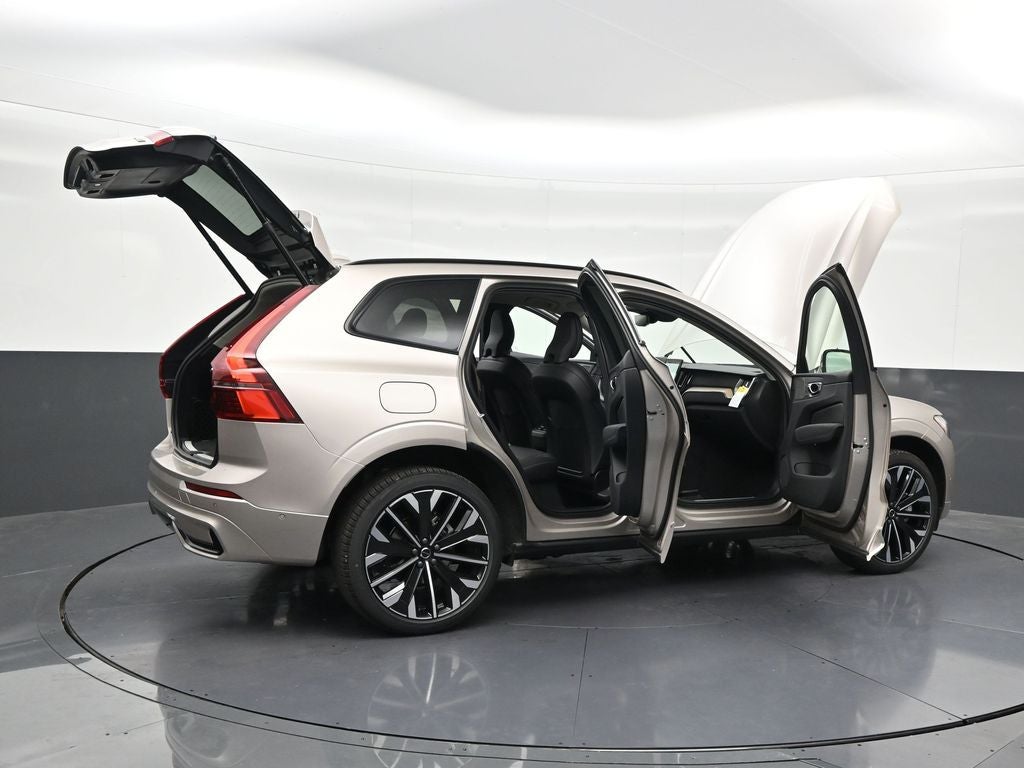 2026 Volvo XC60 B5 Ultra