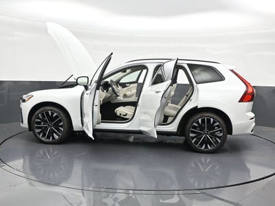 2026 Volvo XC60 B5 Ultra