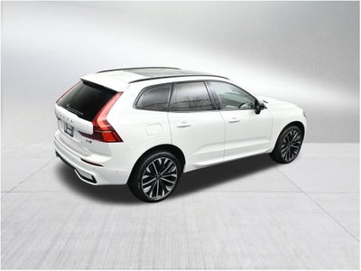 2026 Volvo XC60 B5 Ultra