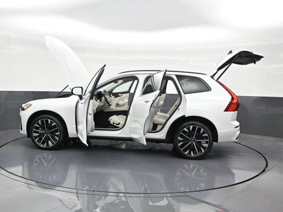 2026 Volvo XC60 B5 Ultra
