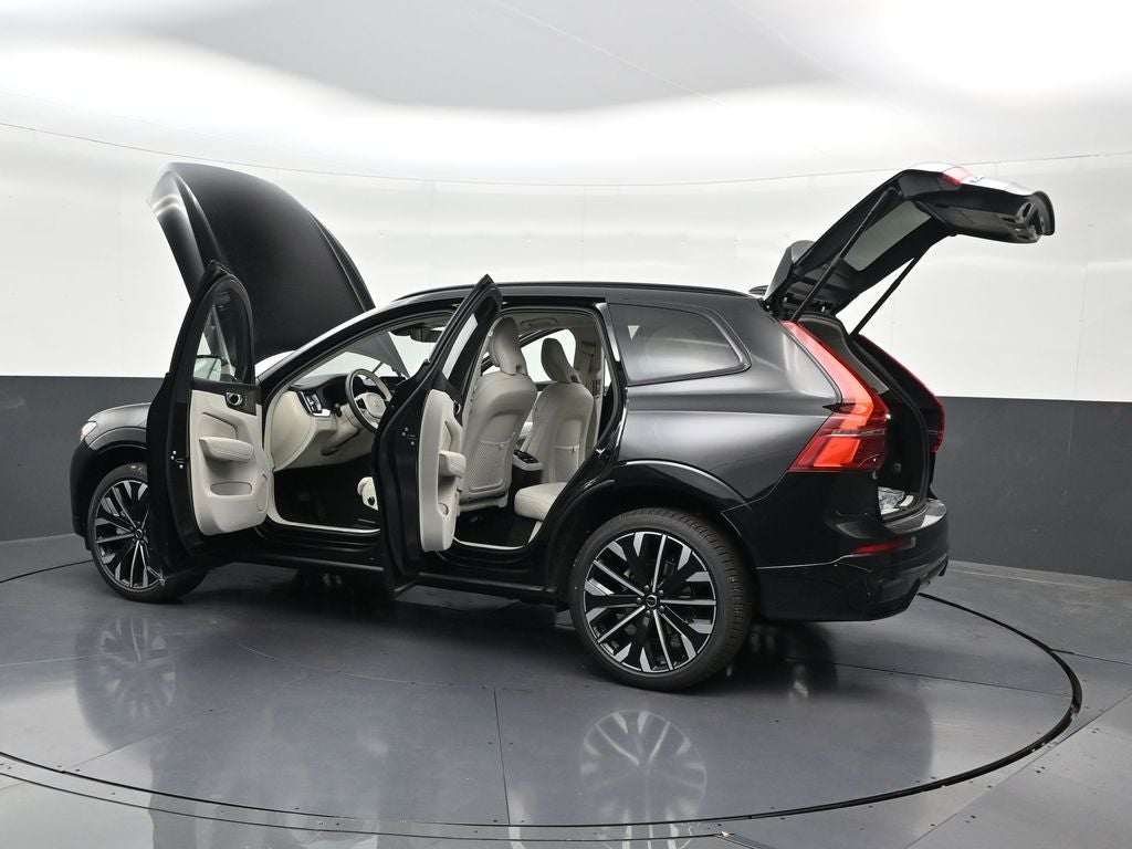 2026 Volvo XC60 B5 Ultra