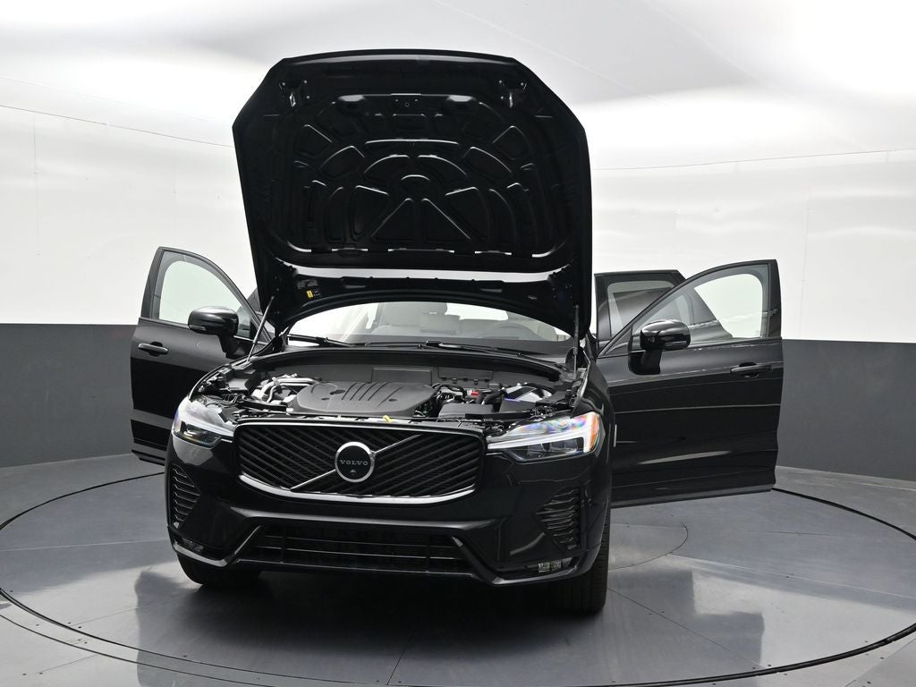 2026 Volvo XC60 B5 Ultra