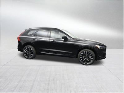 2026 Volvo XC60 B5 Ultra