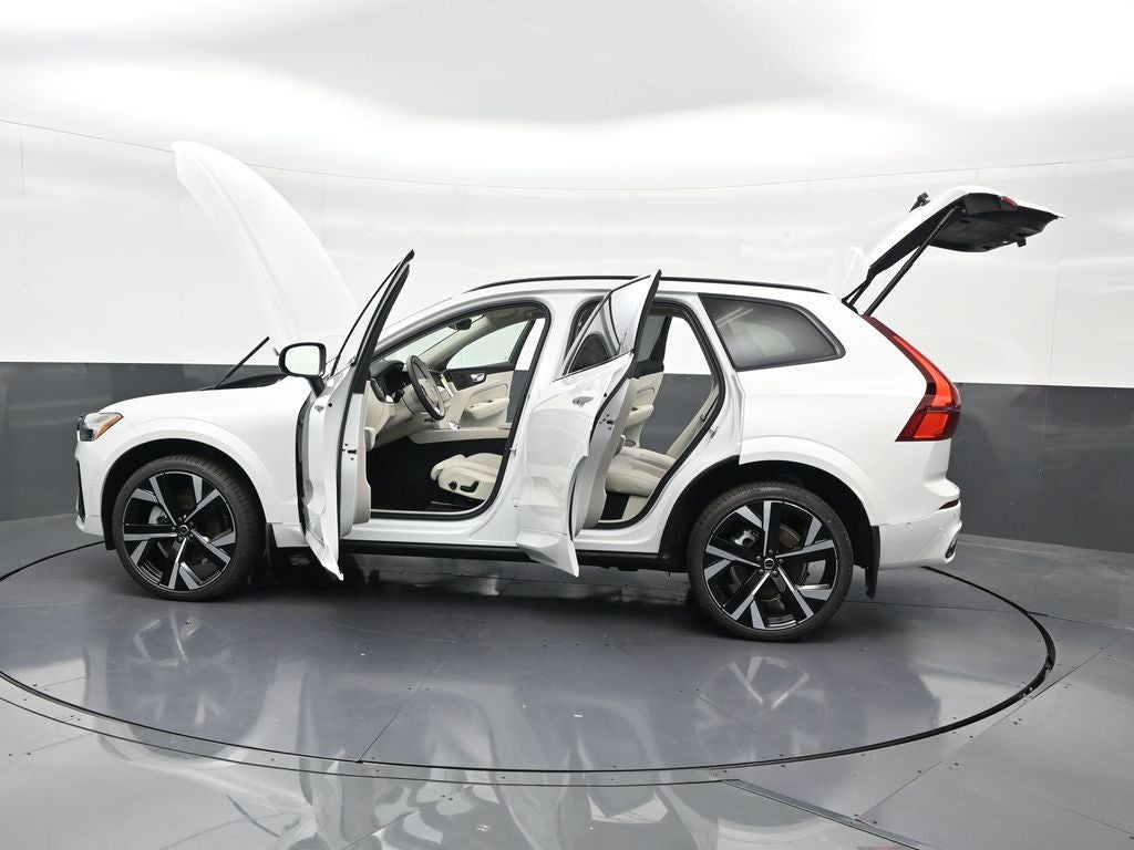 2026 Volvo XC60 B5 Ultra