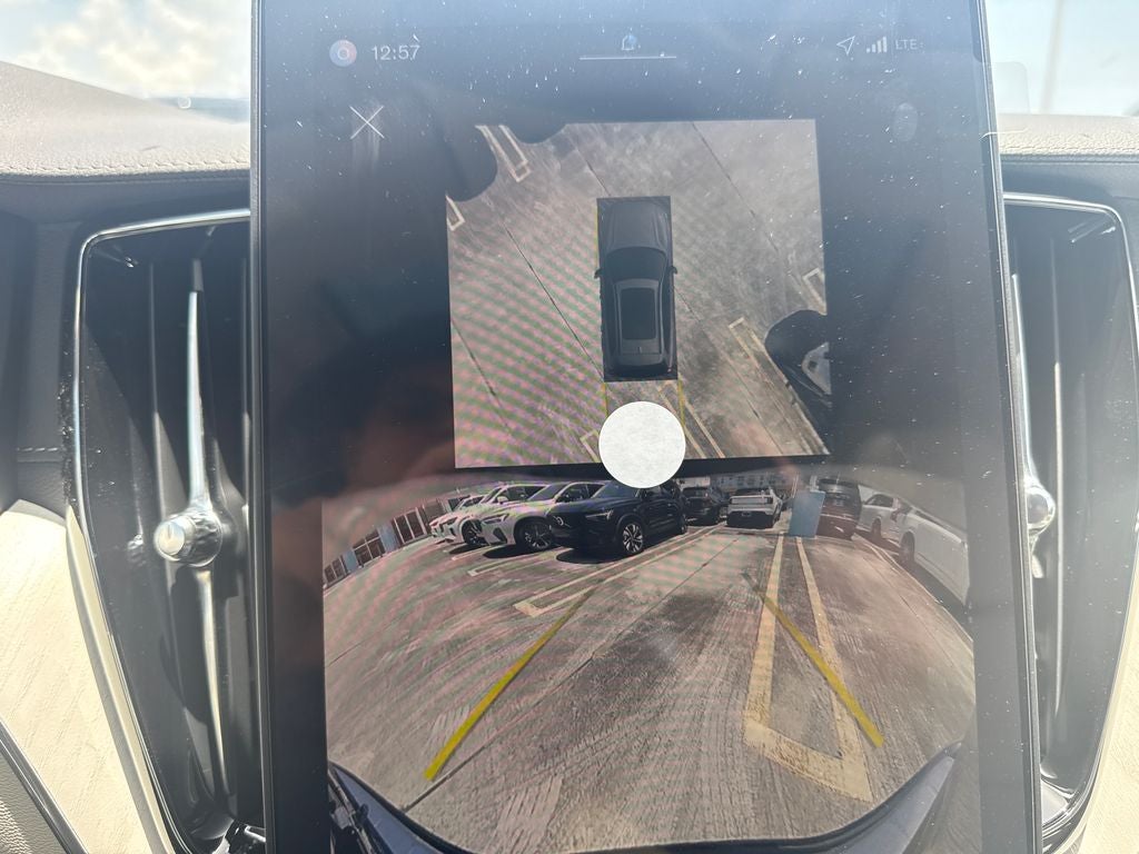 2026 Volvo XC60 B5 Ultra