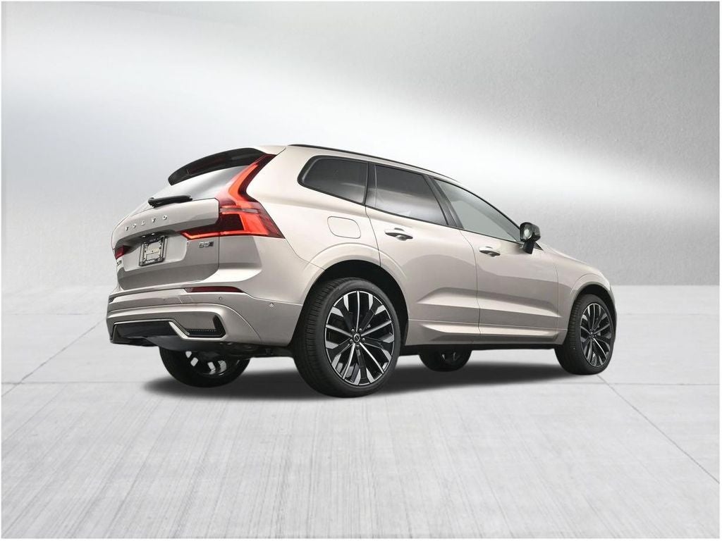 2026 Volvo XC60 B5 Ultra