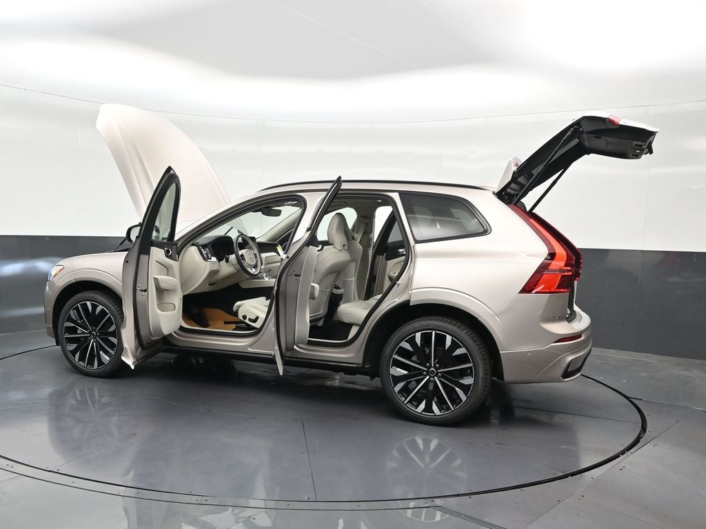 2026 Volvo XC60 B5 Ultra