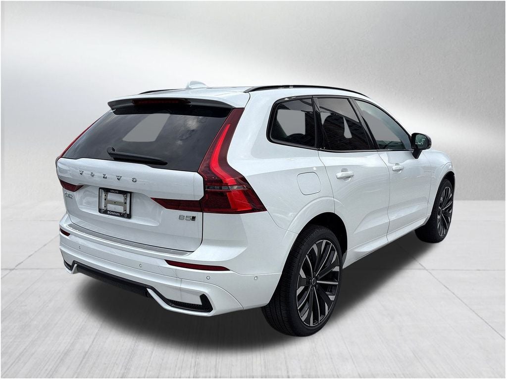 2026 Volvo XC60 B5 Ultra